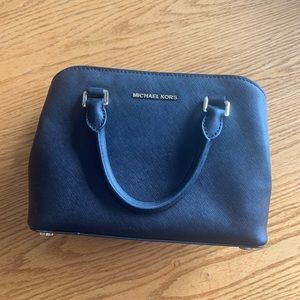 Small Michael Kors Purse *MISSING STRAP